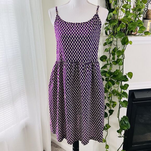 Natural Life Dresses & Skirts - Natural Life Purple & White Geometric Fit & Flare Pocketed Sun Dress - Large